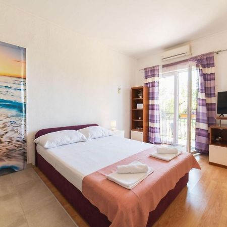 Apartment Livaja Kaštel Novi Εξωτερικό φωτογραφία
