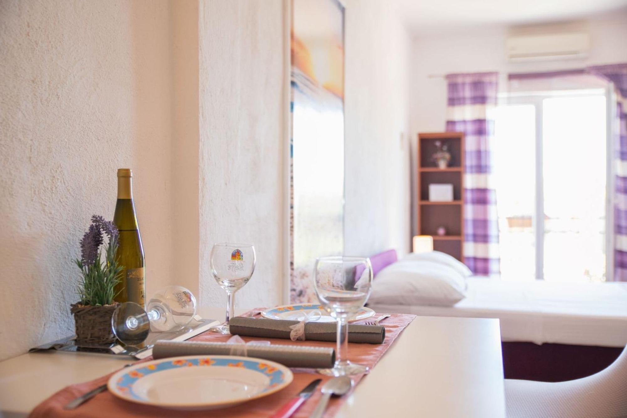 Apartment Livaja Kaštel Novi Δωμάτιο φωτογραφία