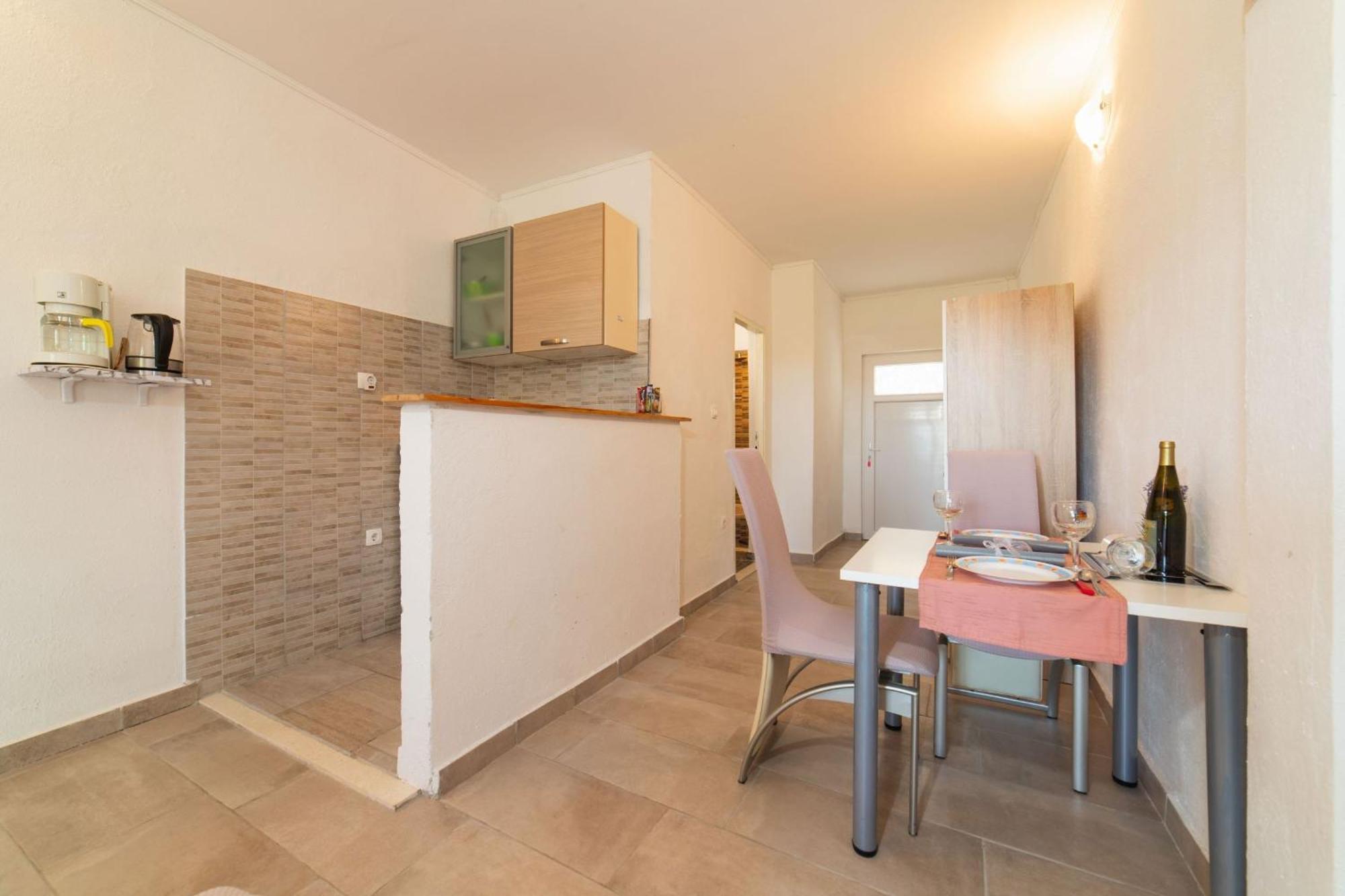 Apartment Livaja Kaštel Novi Δωμάτιο φωτογραφία