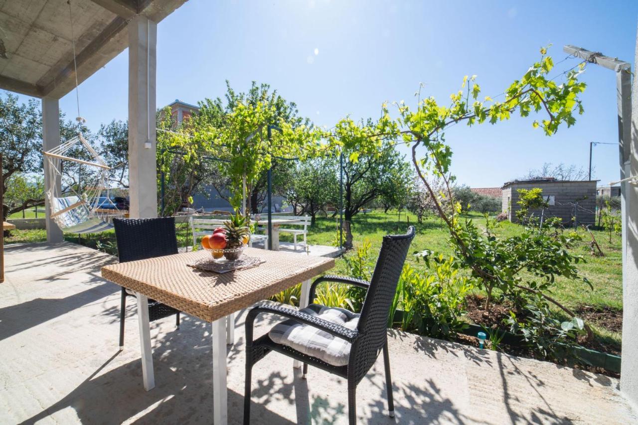 Apartment Livaja Kaštel Novi Εξωτερικό φωτογραφία